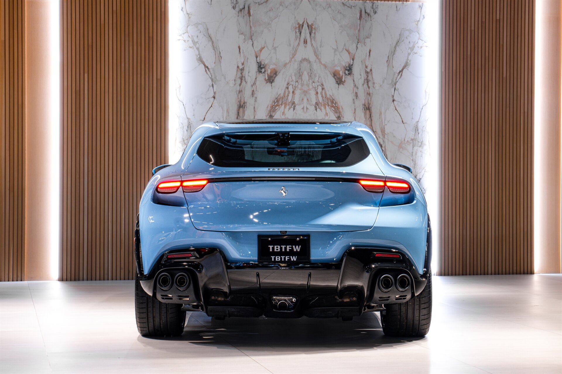 2025 Ferrari Purosangue - Photo 4