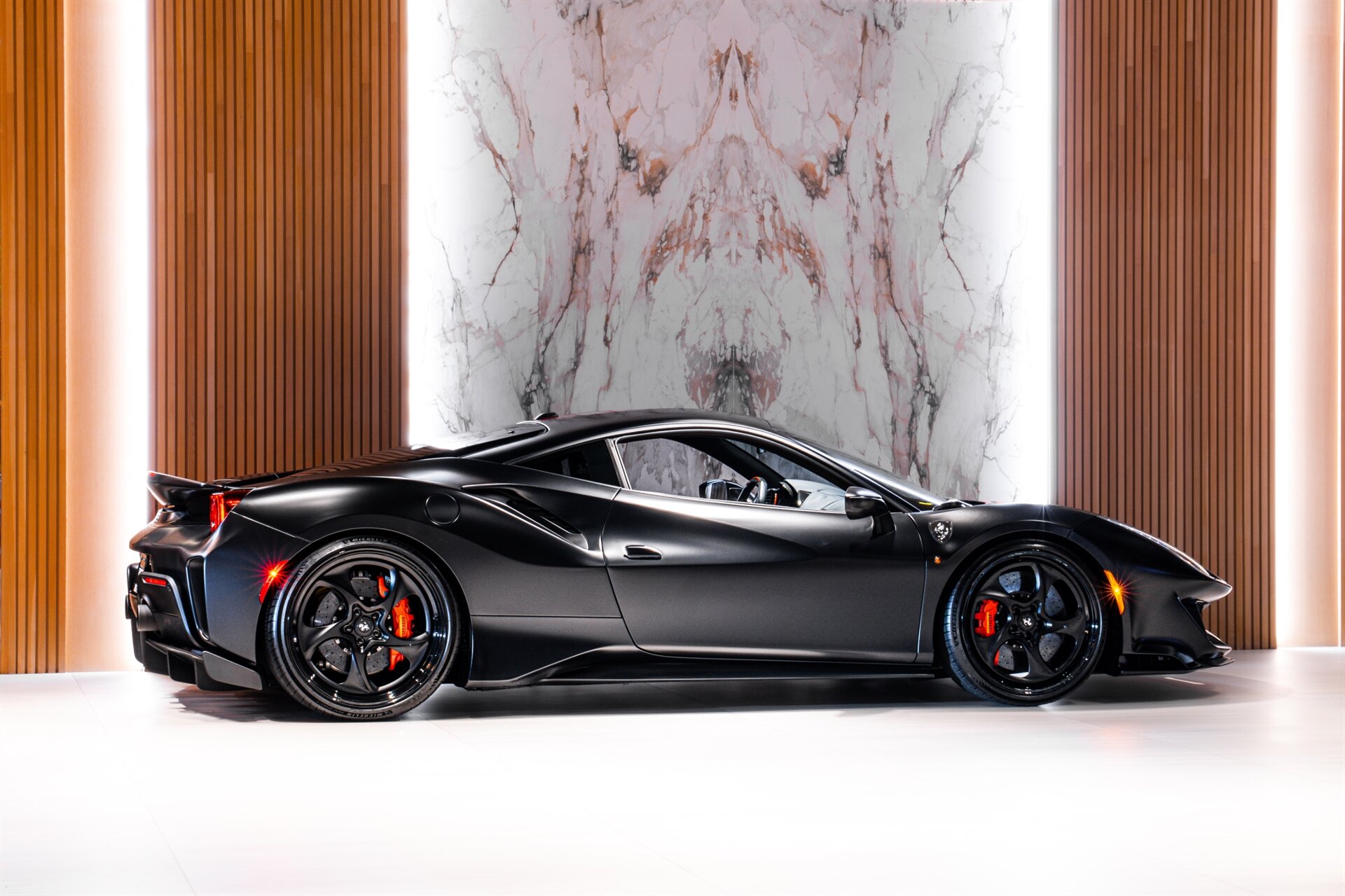 2020 Ferrari 488 Pista - Photo 4