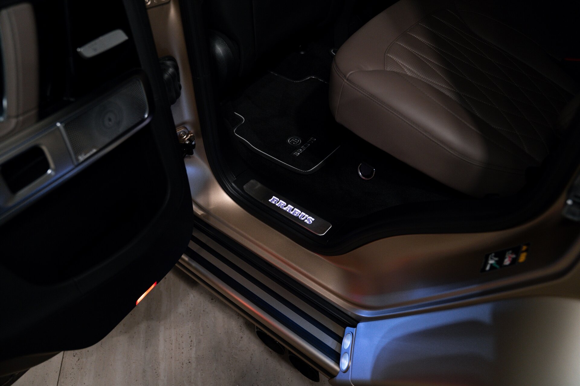 2025 Mercedes-Benz G-Class AMG G 700 Brabus - Photo 33