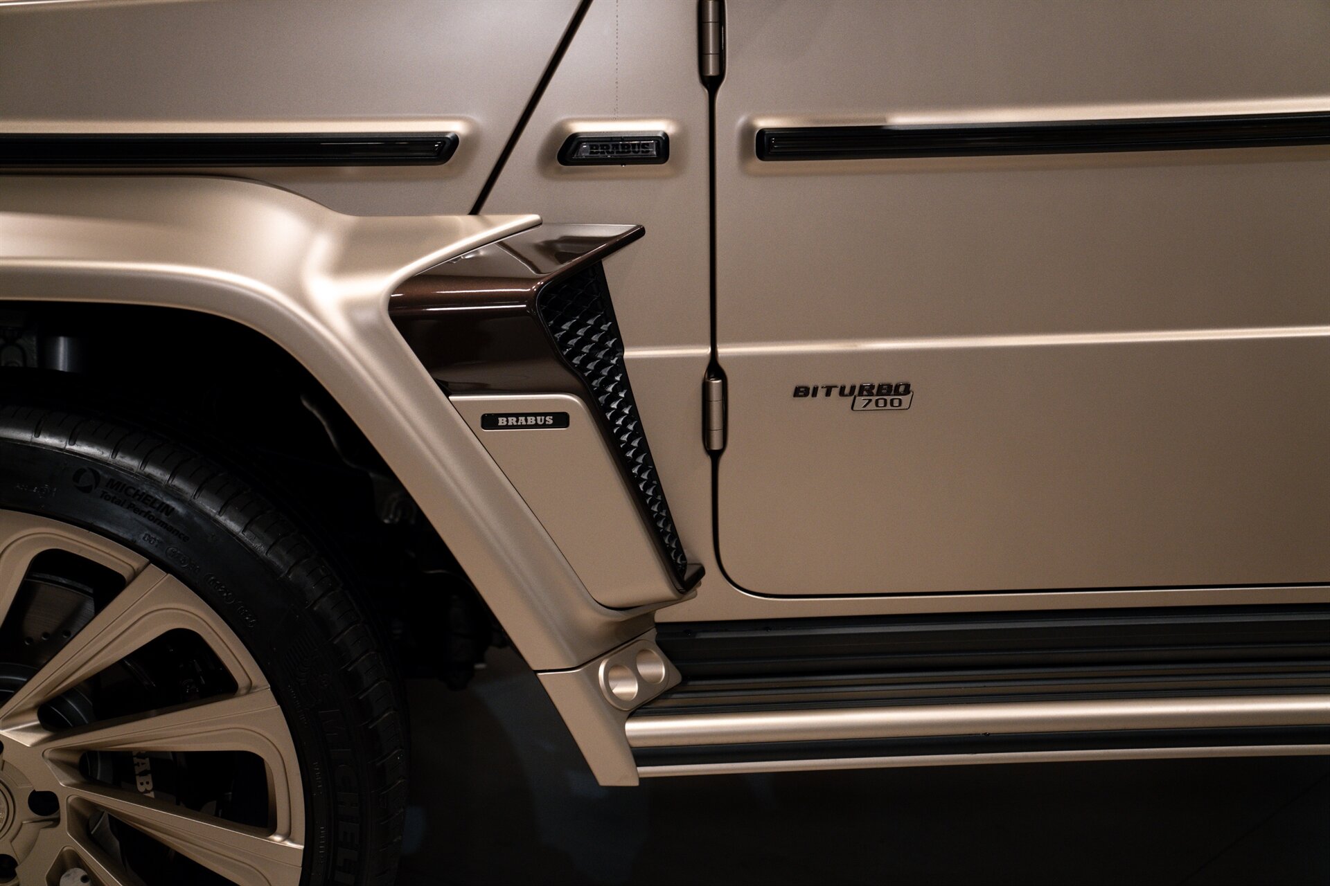 2025 Mercedes-Benz G-Class AMG G 700 Brabus - Photo 12