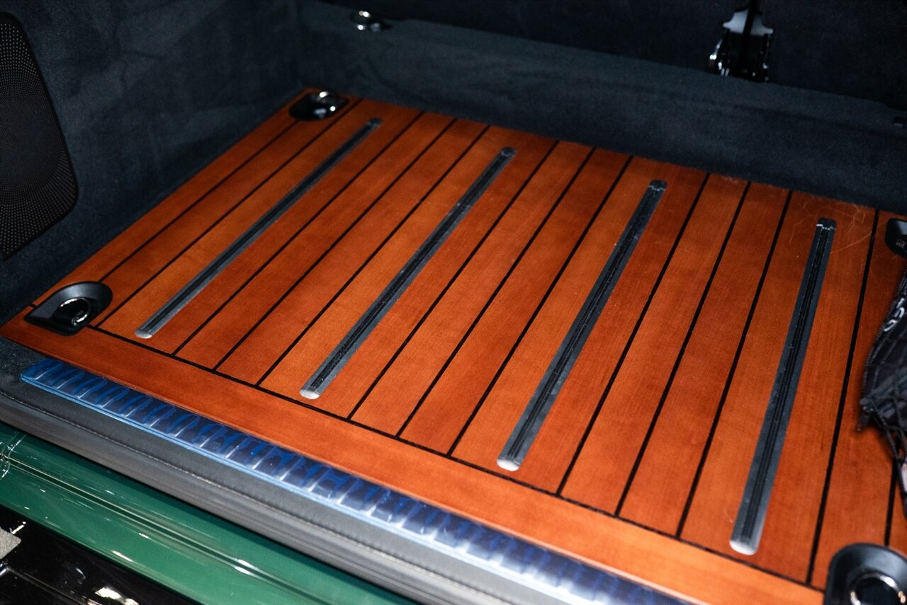 2025 Mercedes-Benz AMG G 63   - Photo 38 - Beverly Hills, CA 90212