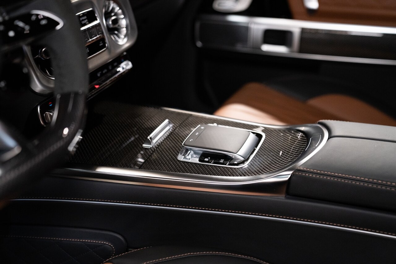2025 Mercedes-Benz AMG G 63   - Photo 17 - Beverly Hills, CA 90212