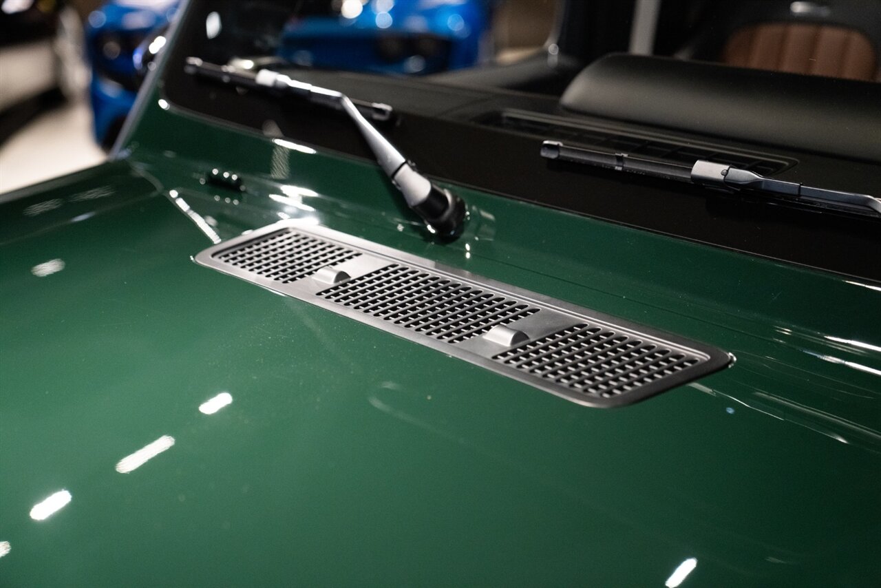 2025 Mercedes-Benz AMG G 63   - Photo 29 - Beverly Hills, CA 90212