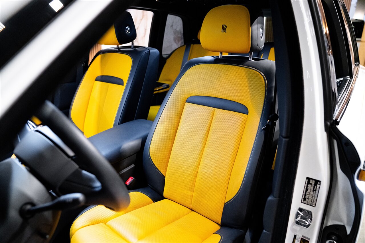 2022 Rolls-Royce Black Badge Cullinan   - Photo 23 - Beverly Hills, CA 90212