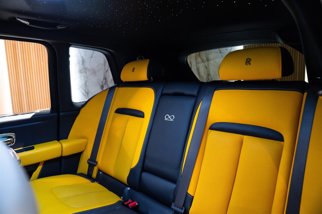 2022 Rolls-Royce Black Badge Cullinan   - Photo 9 - Beverly Hills, CA 90212