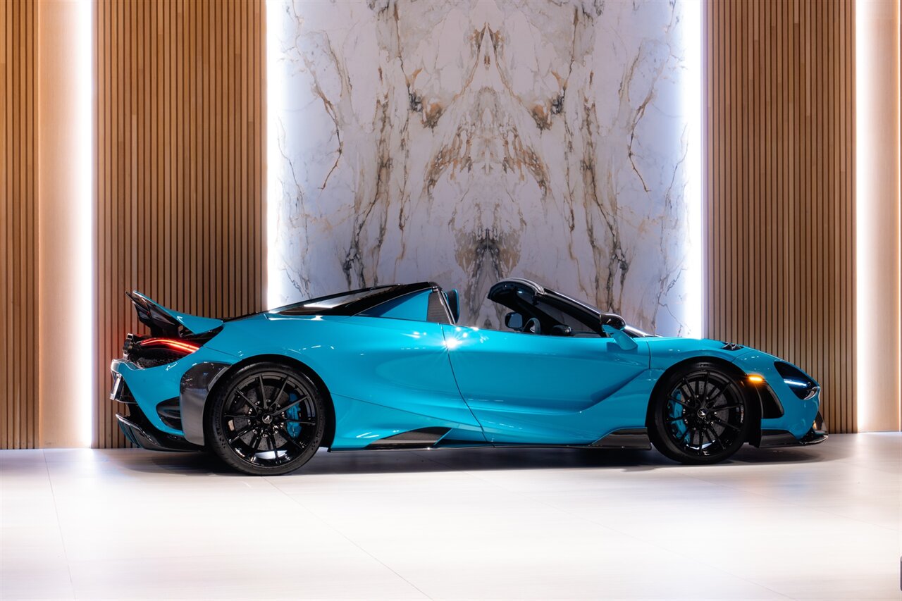 2022 McLaren 765LT Spider MSO   - Photo 7 - Beverly Hills, CA 90212