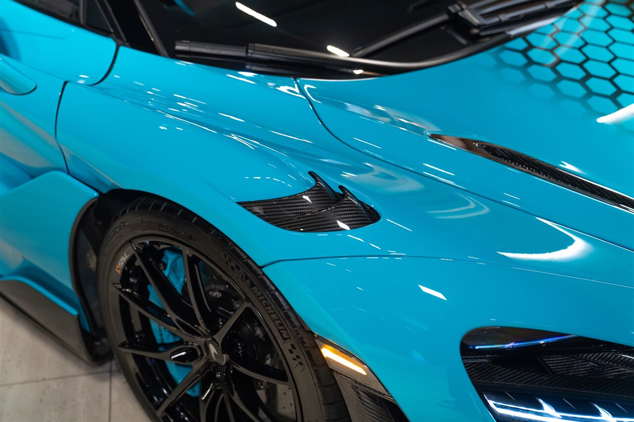 2022 McLaren 765LT Spider MSO   - Photo 9 - Beverly Hills, CA 90212