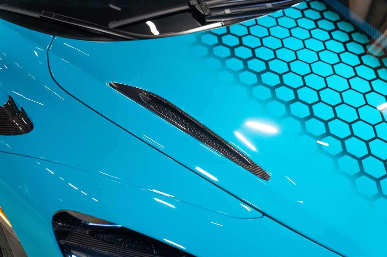 2022 McLaren 765LT Spider MSO   - Photo 10 - Beverly Hills, CA 90212