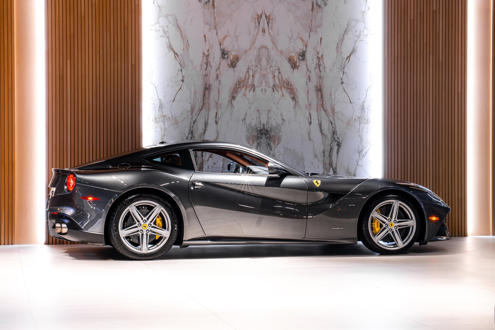 2017 Ferrari F12berlinetta - Photo 5