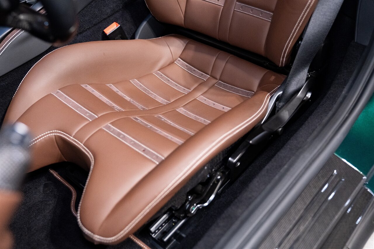 2023 Ferrari 812 GTS - Photo 21 - Beverly Hills, CA 90212