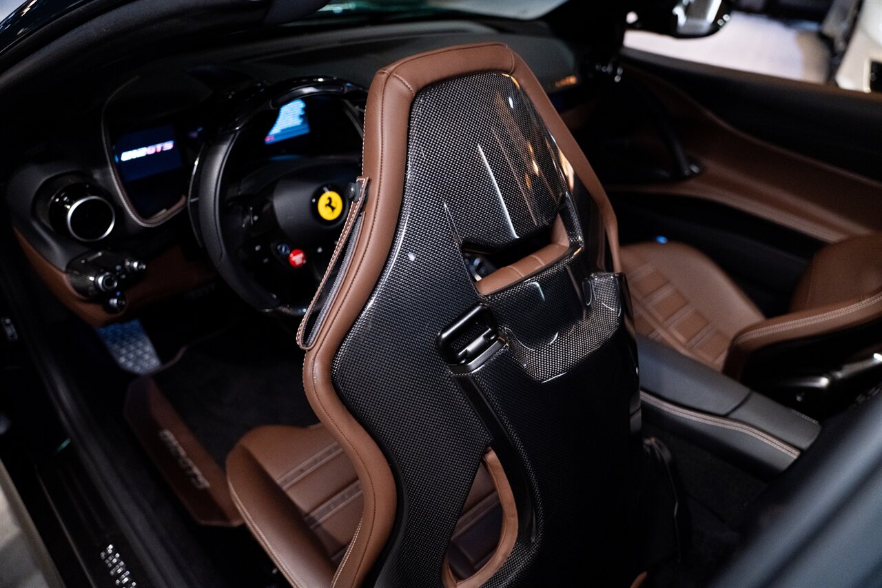 2023 Ferrari 812 GTS - Photo 23 - Beverly Hills, CA 90212