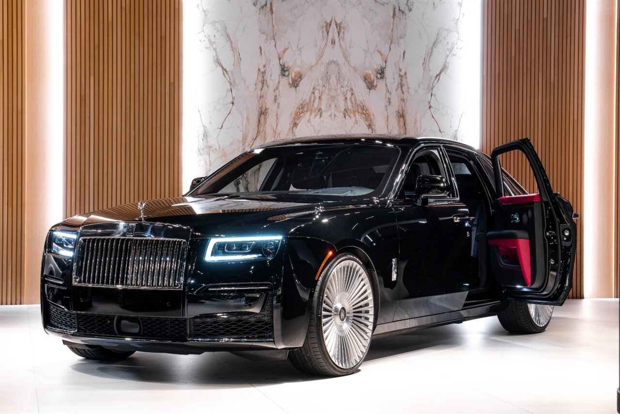 2024 Rolls-Royce Ghost - Photo 2 - Beverly Hills, CA 90212