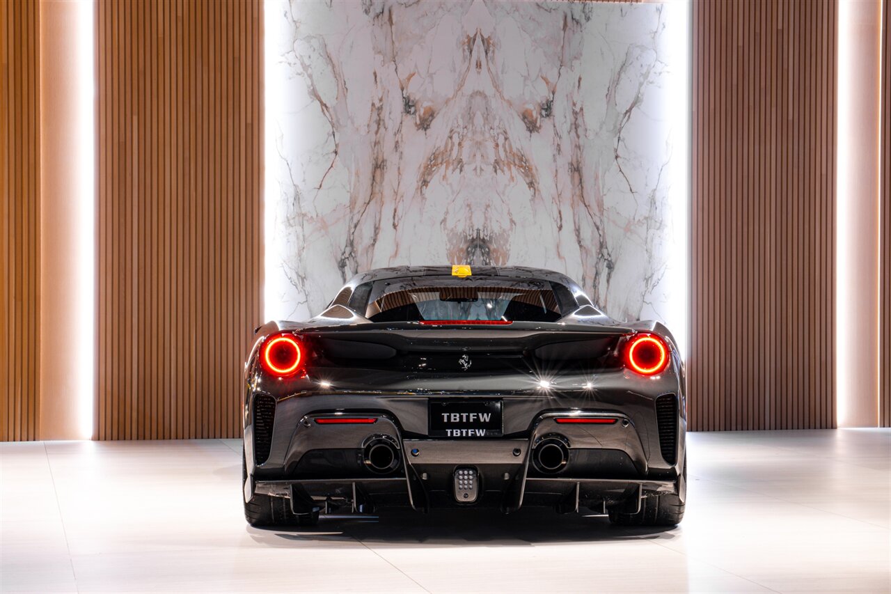 2019 Ferrari 488 Pista   - Photo 4 - Beverly Hills, CA 90212