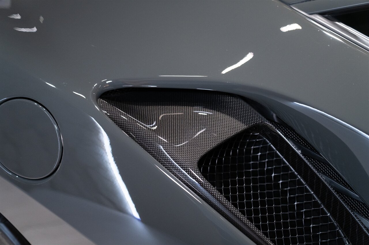 2019 Ferrari 488 Pista   - Photo 49 - Beverly Hills, CA 90212