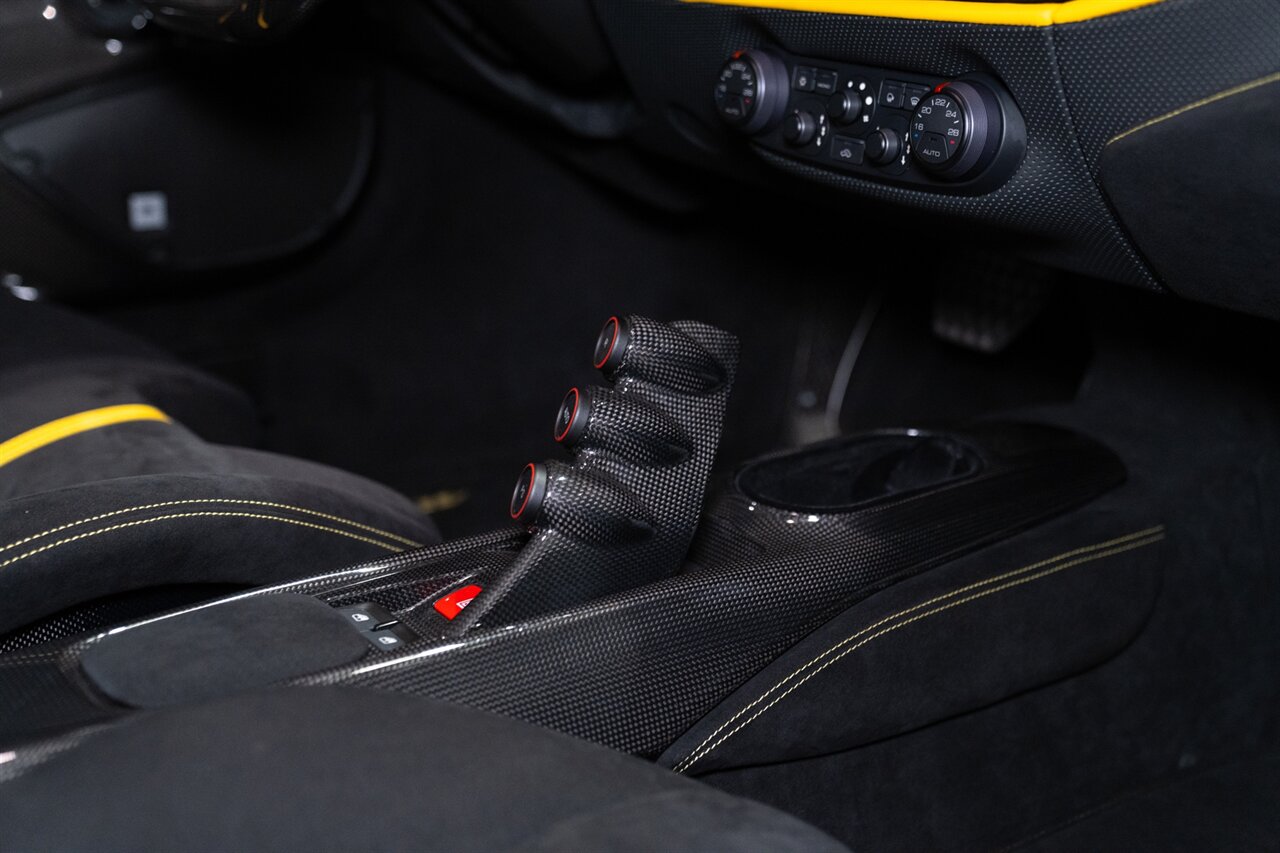 2019 Ferrari 488 Pista   - Photo 55 - Beverly Hills, CA 90212