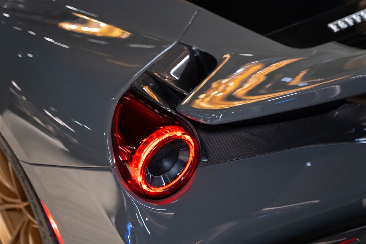 2019 Ferrari 488 Pista   - Photo 38 - Beverly Hills, CA 90212