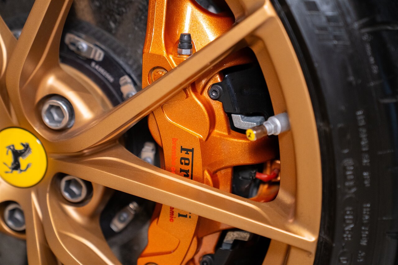 2019 Ferrari 488 Pista   - Photo 17 - Beverly Hills, CA 90212