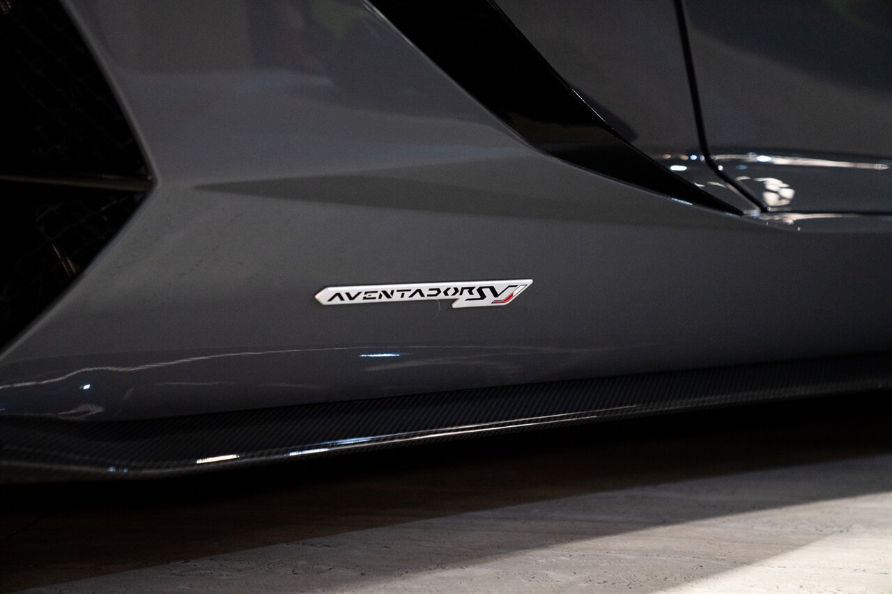 2020 Lamborghini Aventador LP 770-4 SVJ Roadster - Photo 14 - Beverly Hills, CA 90212