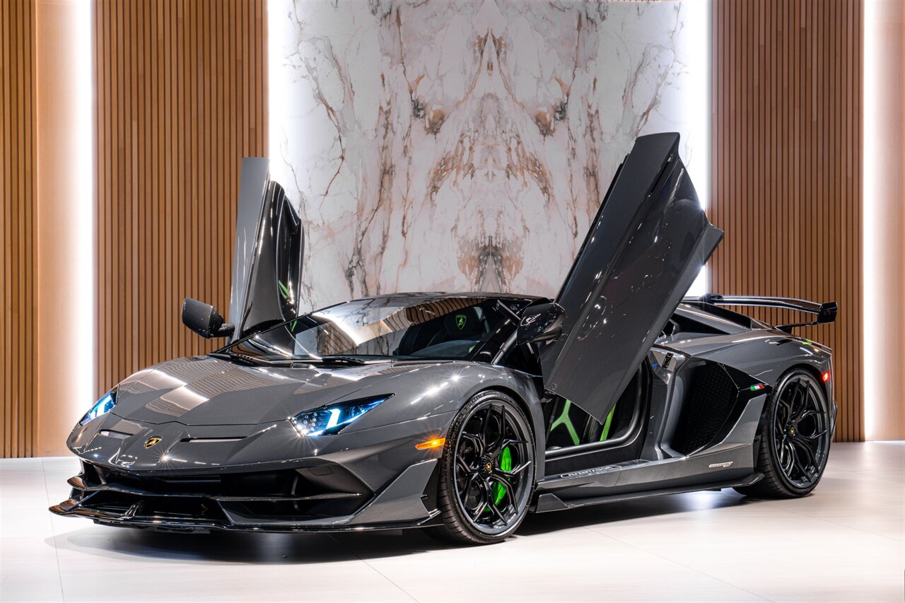 2020 Lamborghini Aventador LP 770-4 SVJ Roadster - Photo 2 - Beverly Hills, CA 90212