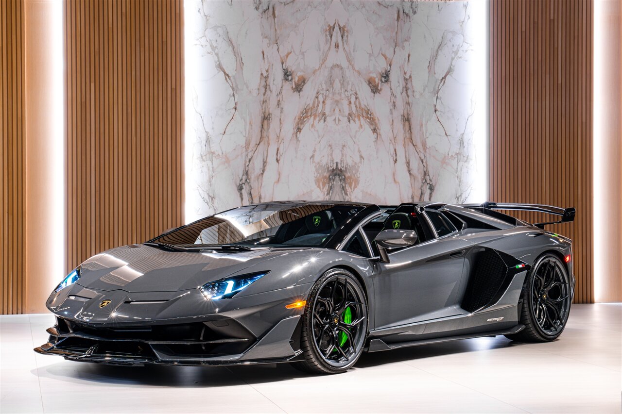2020 Lamborghini Aventador LP 770-4 SVJ Roadster   - Photo 1 - Beverly Hills, CA 90212