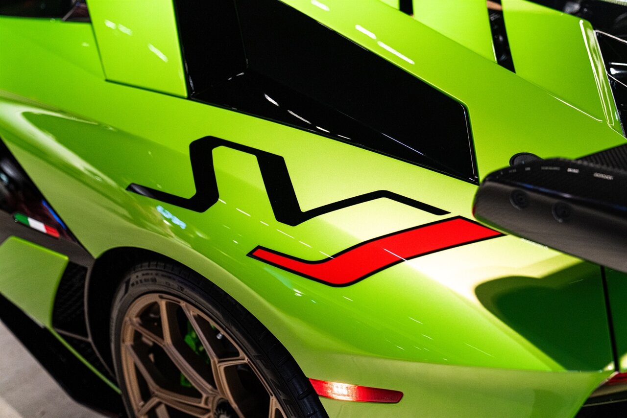 2021 Lamborghini Aventador LP 770-4 SVJ - Photo 12 - Beverly Hills, CA 90212