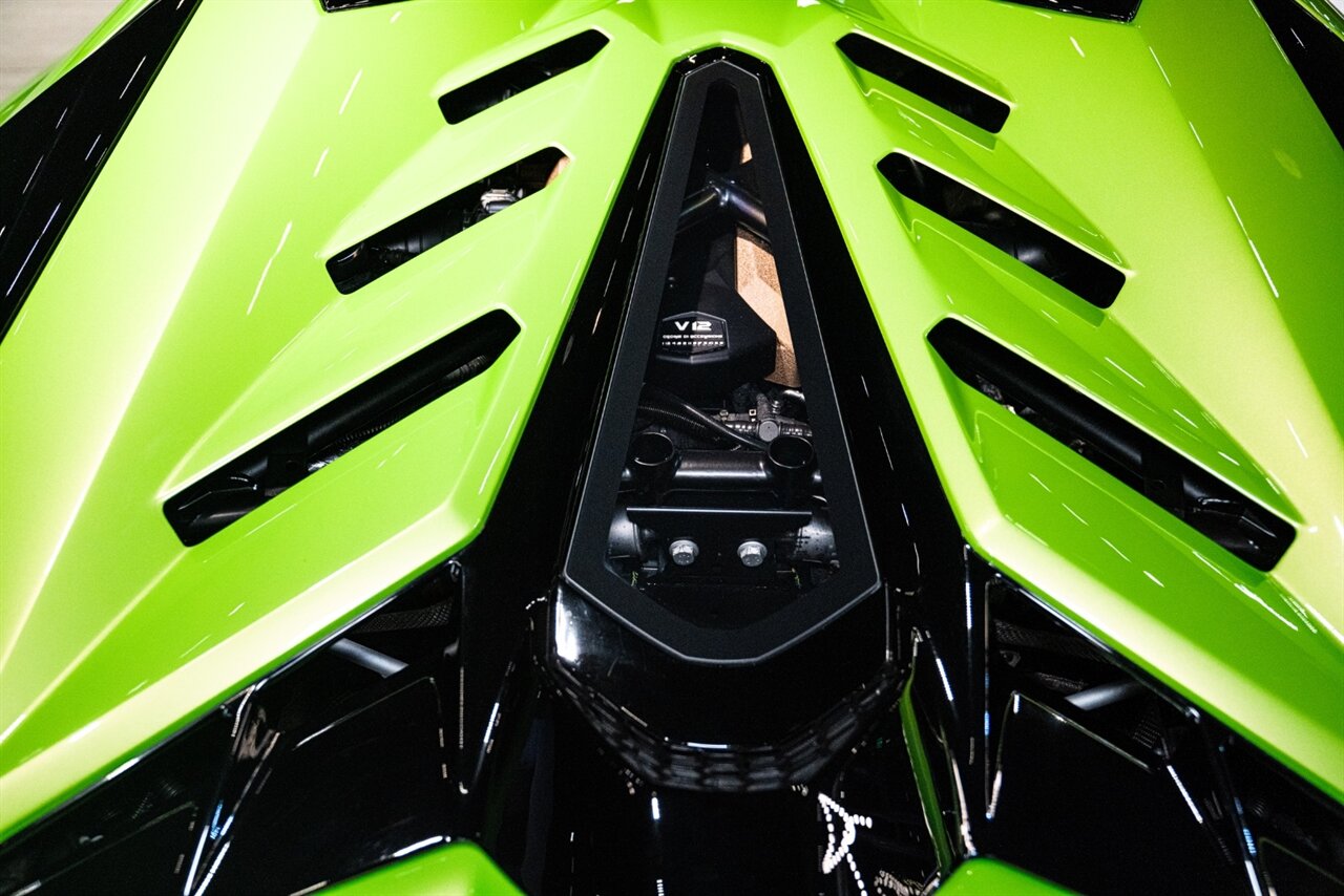 2021 Lamborghini Aventador LP 770-4 SVJ - Photo 19 - Beverly Hills, CA 90212