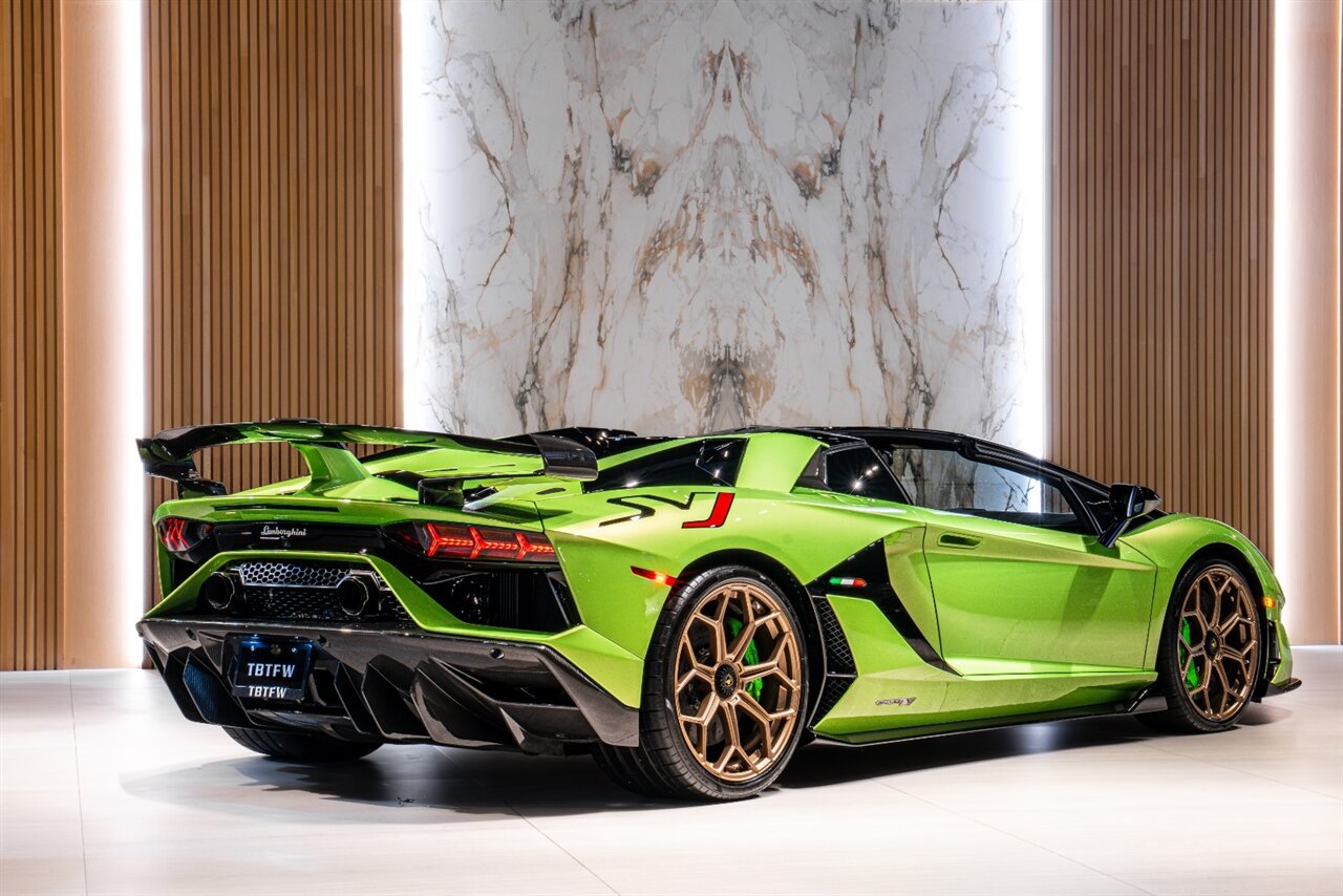 2021 Lamborghini Aventador LP 770-4 SVJ - Photo 3 - Beverly Hills, CA 90212