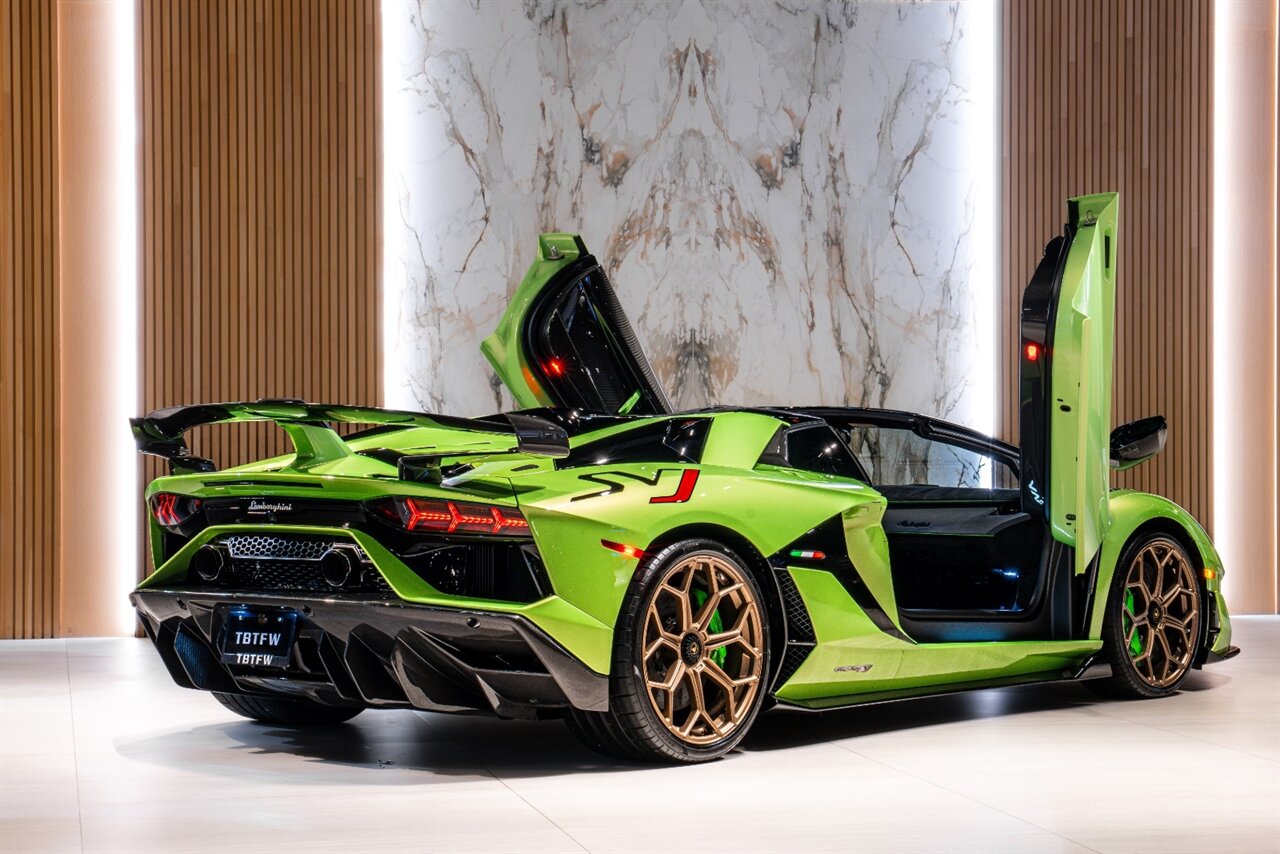 2021 Lamborghini Aventador LP 770-4 SVJ - Photo 7 - Beverly Hills, CA 90212