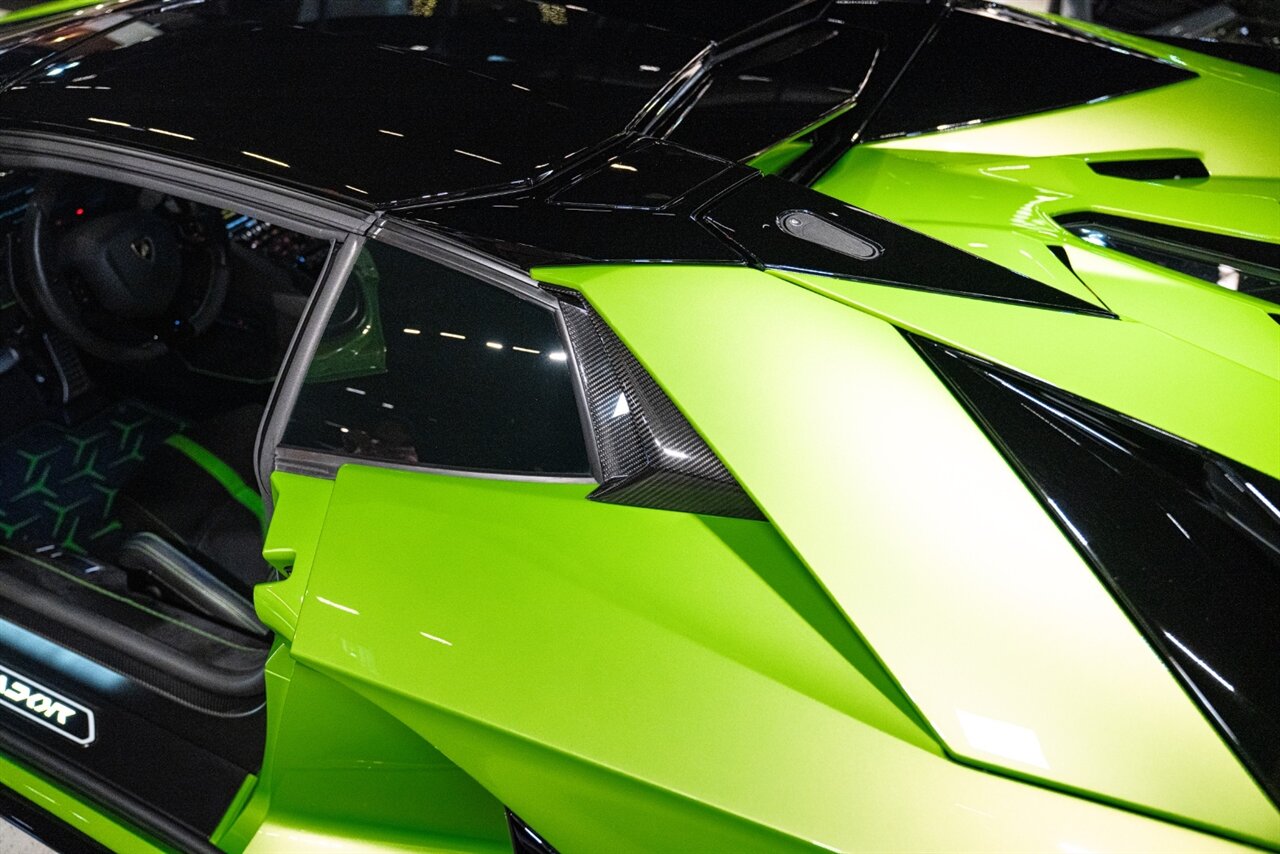 2021 Lamborghini Aventador LP 770-4 SVJ - Photo 26 - Beverly Hills, CA 90212