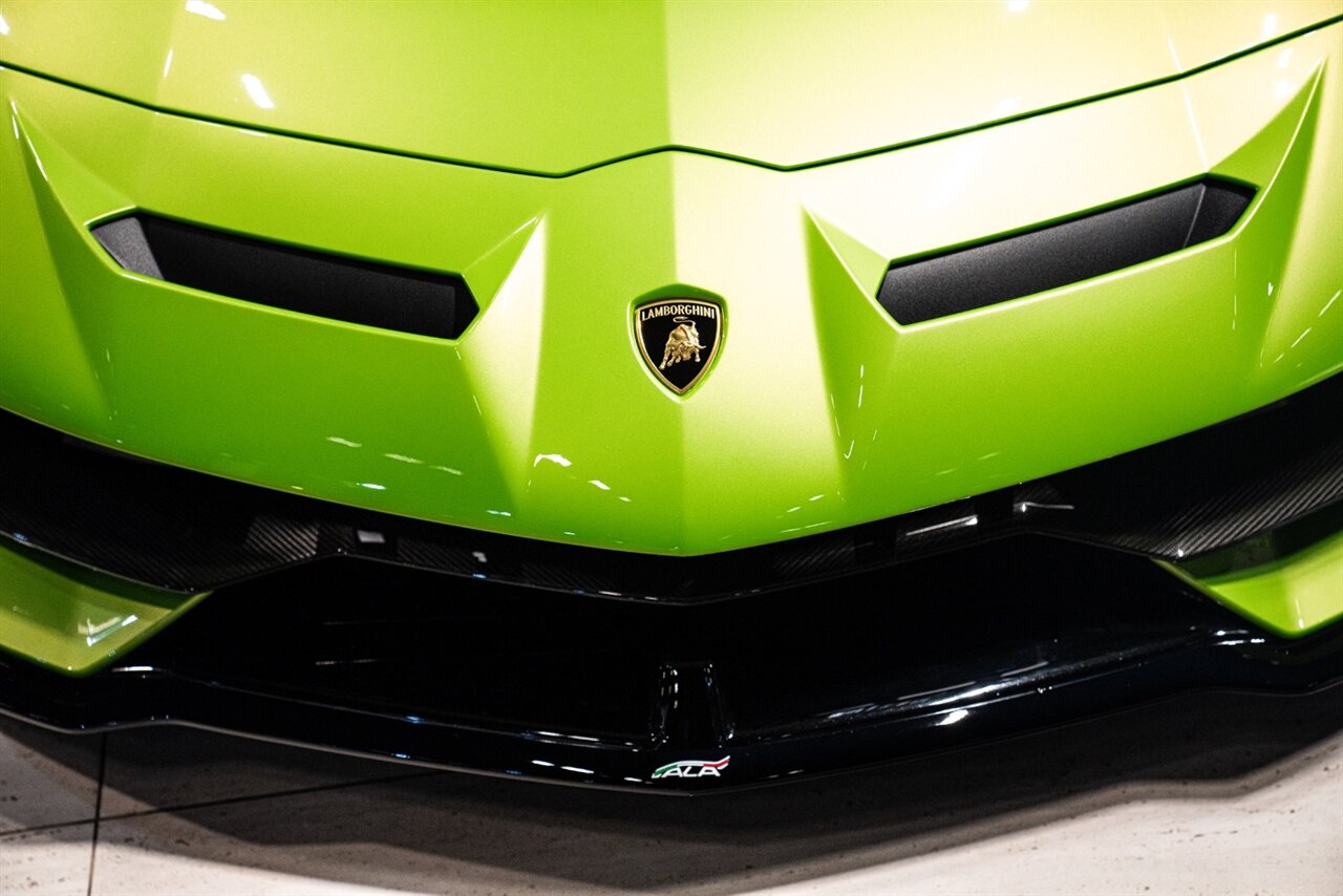 2021 Lamborghini Aventador LP 770-4 SVJ - Photo 10 - Beverly Hills, CA 90212