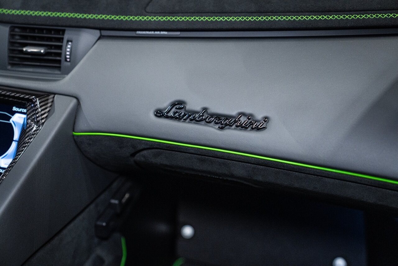 2021 Lamborghini Aventador LP 770-4 SVJ - Photo 40 - Beverly Hills, CA 90212