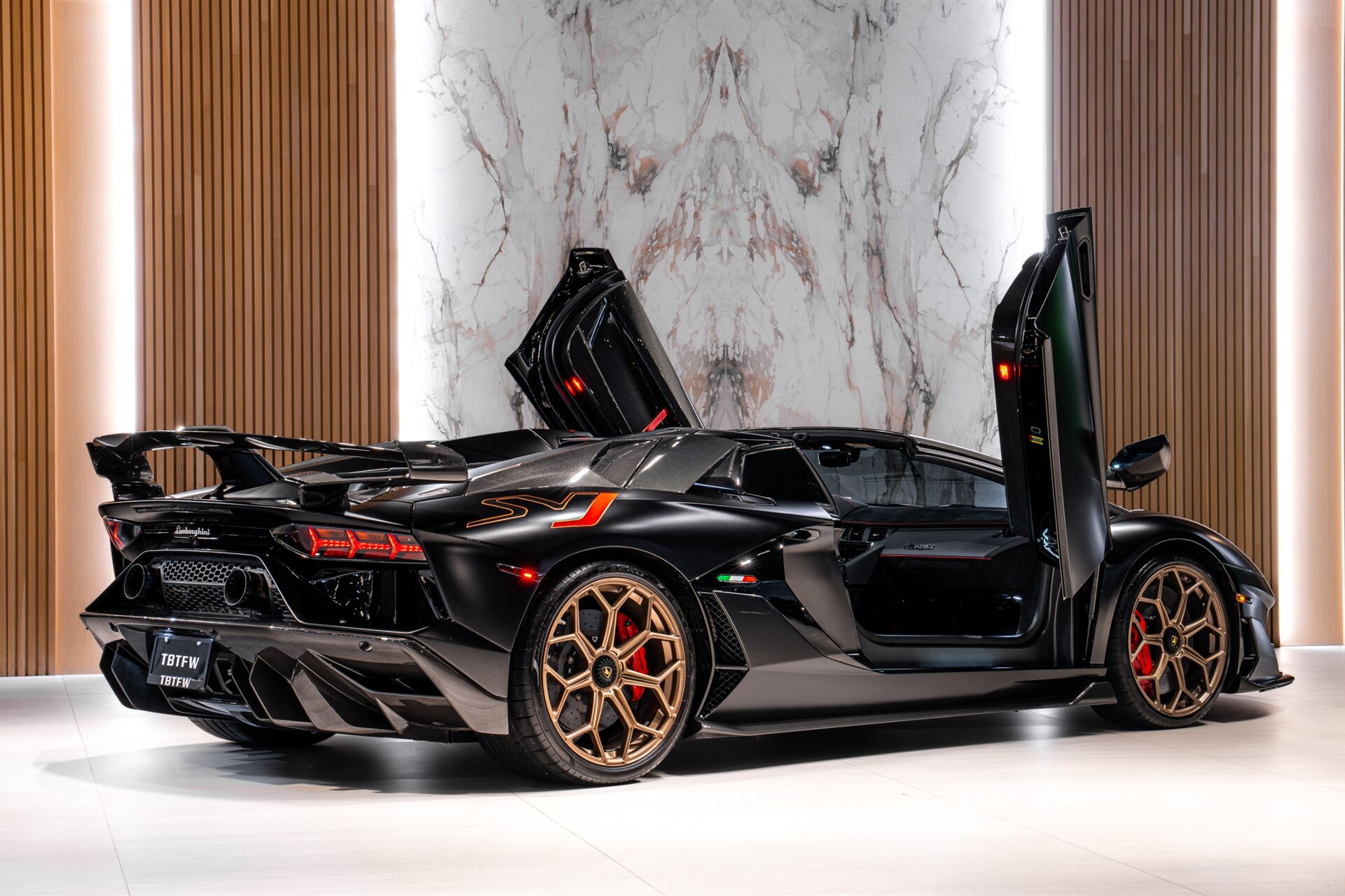 2021 Lamborghini Aventador LP 770-4 SVJ - Photo 6