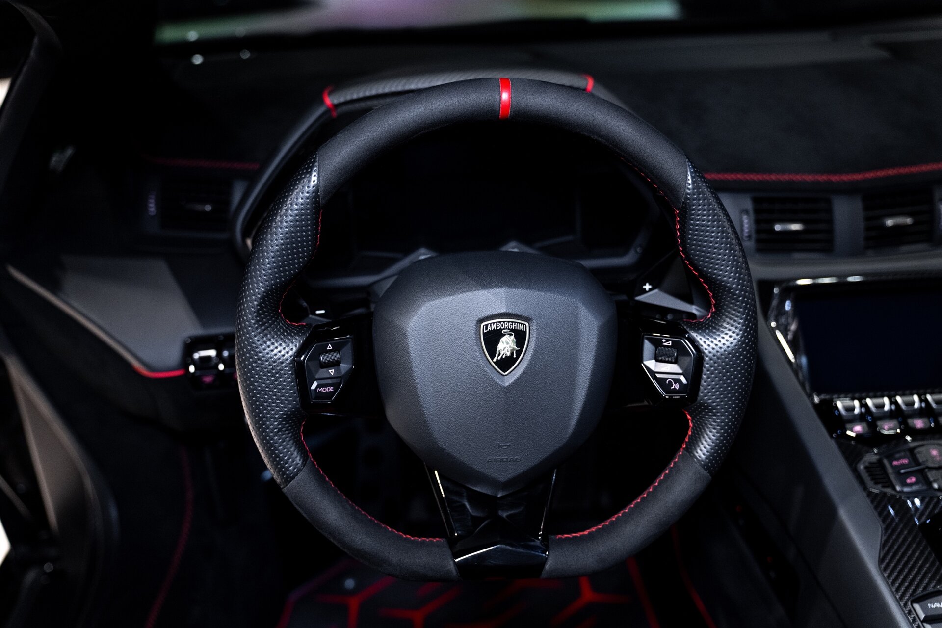 2021 Lamborghini Aventador LP 770-4 SVJ - Photo 23