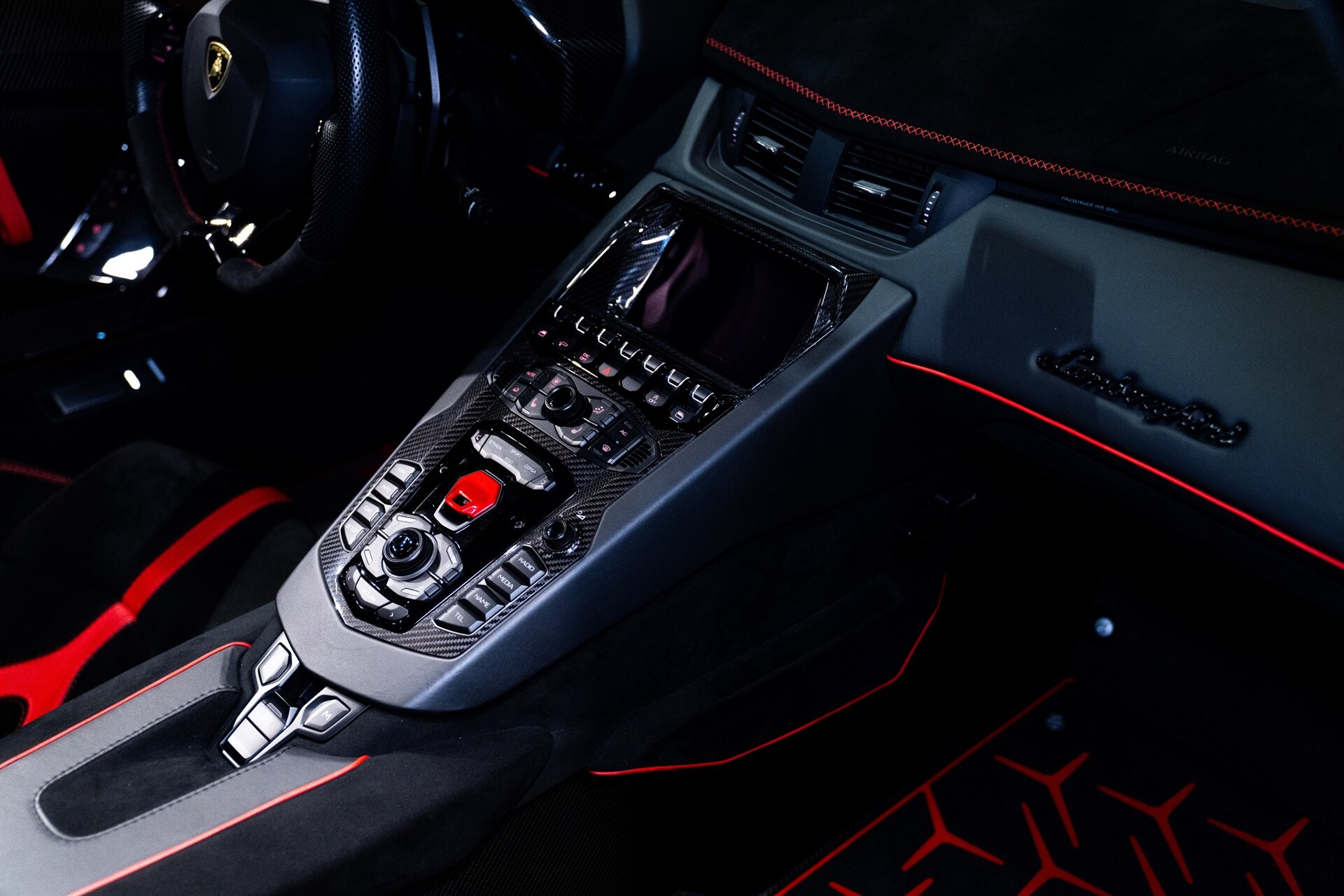 2021 Lamborghini Aventador LP 770-4 SVJ - Photo 29