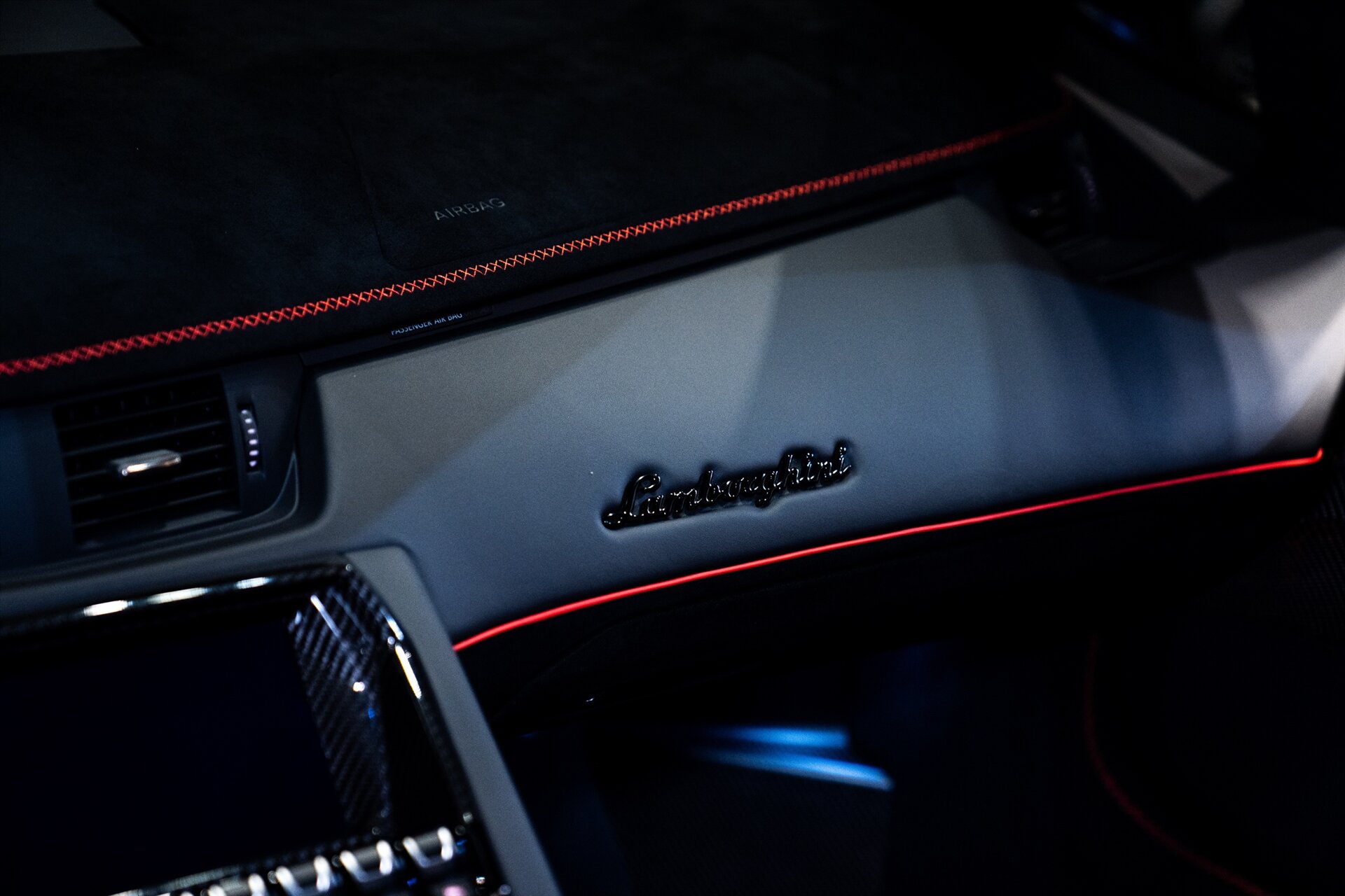 2021 Lamborghini Aventador LP 770-4 SVJ - Photo 25