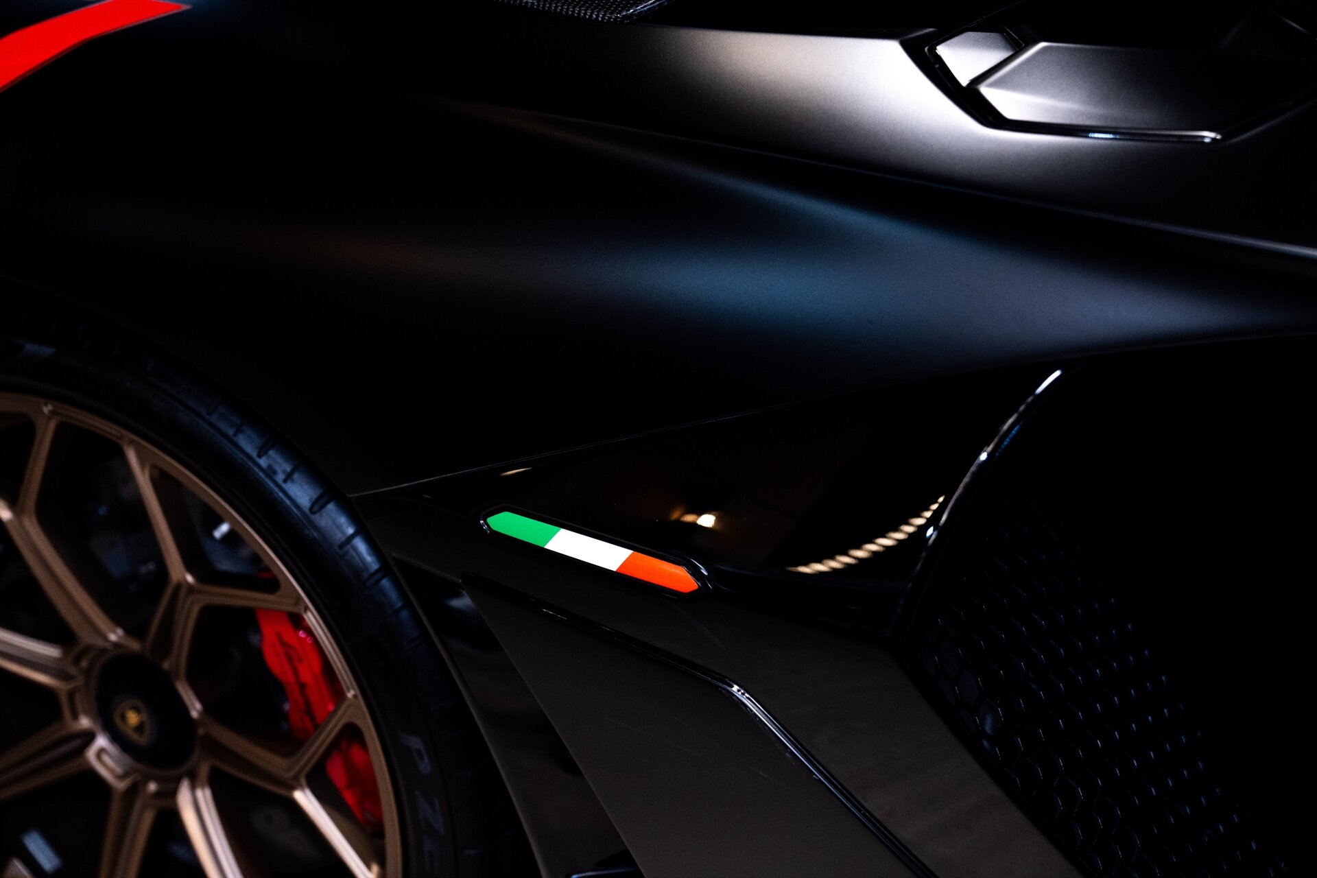 2021 Lamborghini Aventador LP 770-4 SVJ - Photo 12