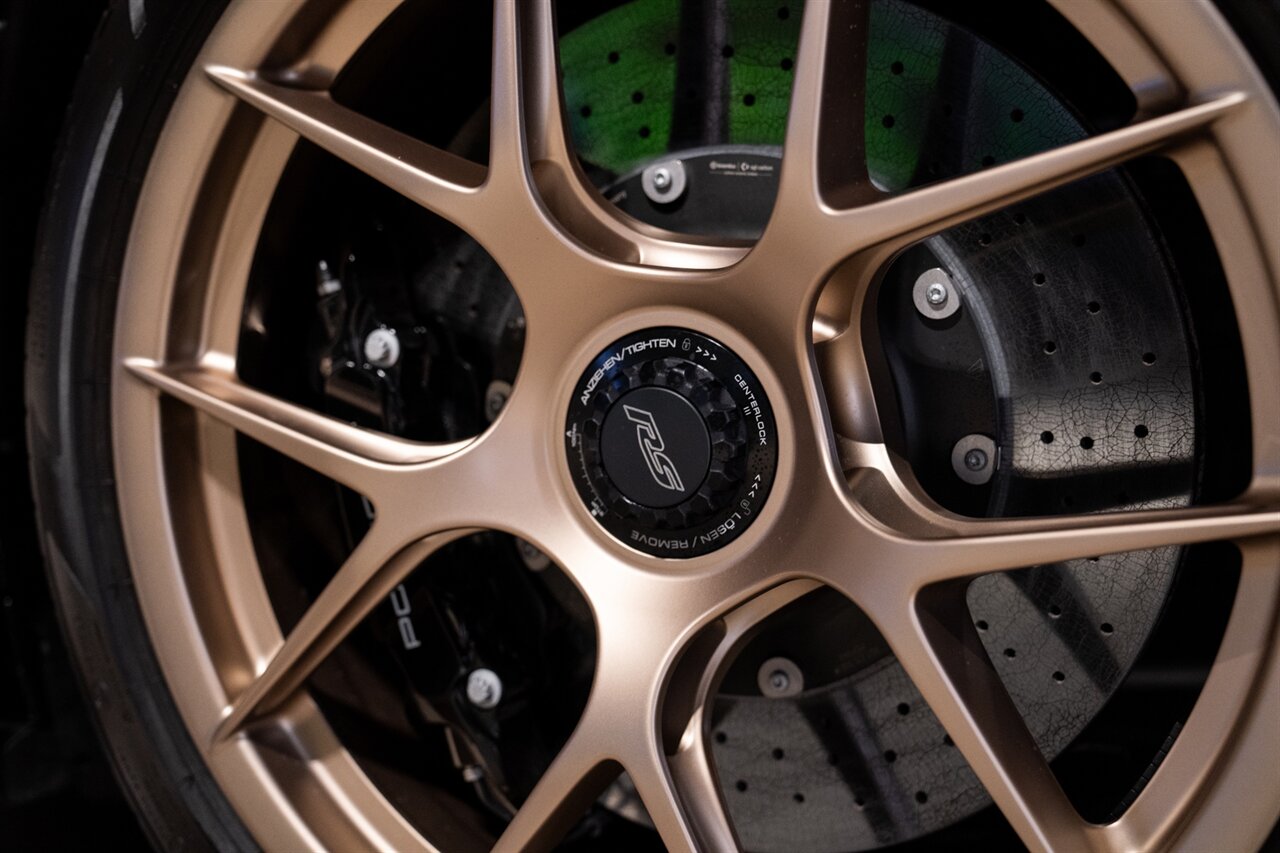 2025 Porsche 911 GT3 RS - Photo 9 - Beverly Hills, CA 90212