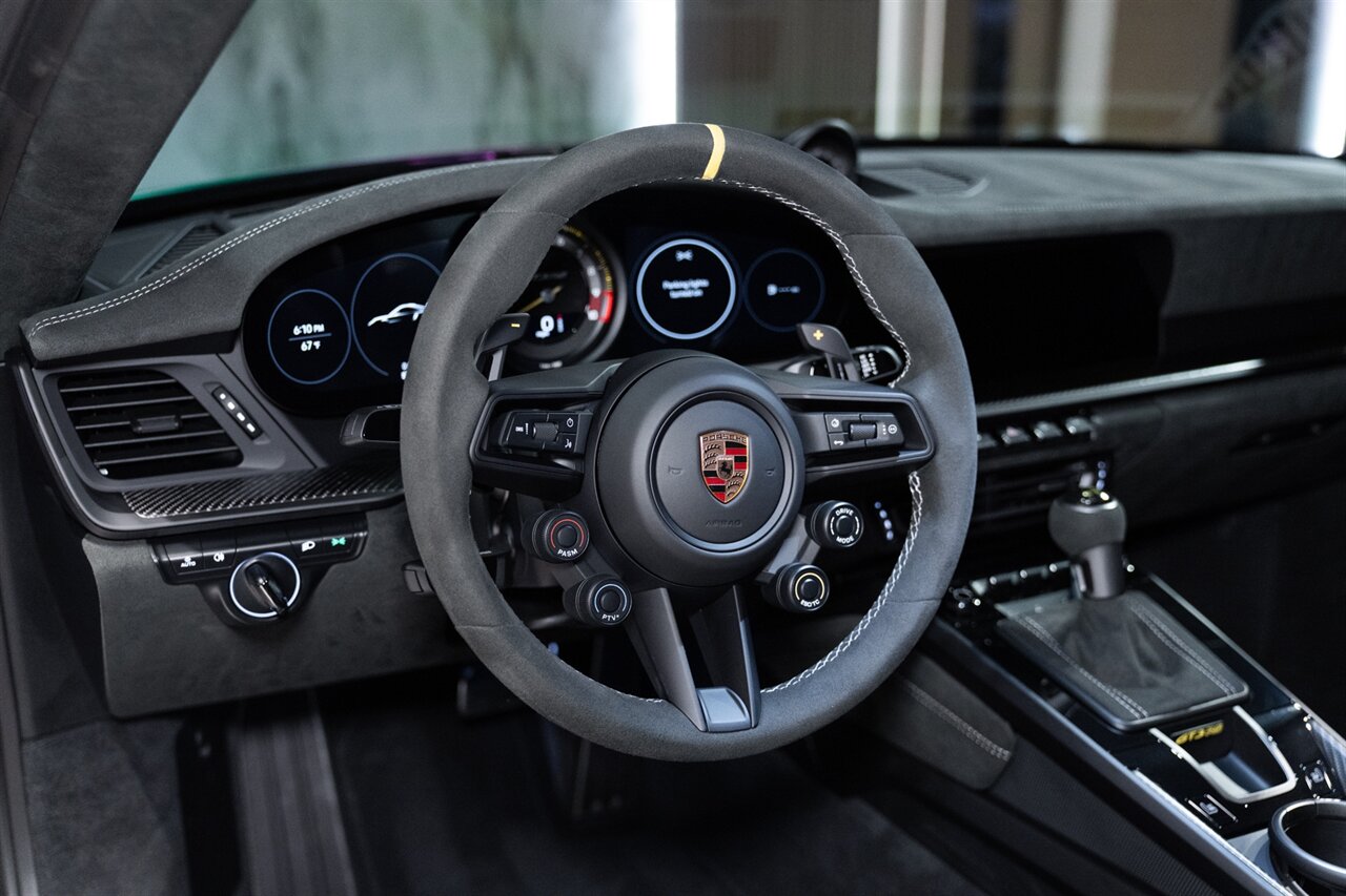 2025 Porsche 911 GT3 RS - Photo 41 - Beverly Hills, CA 90212