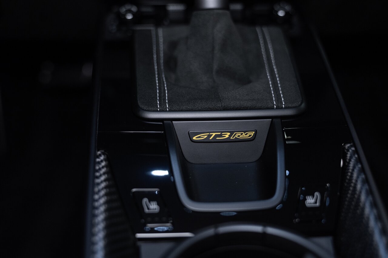 2025 Porsche 911 GT3 RS - Photo 10 - Beverly Hills, CA 90212
