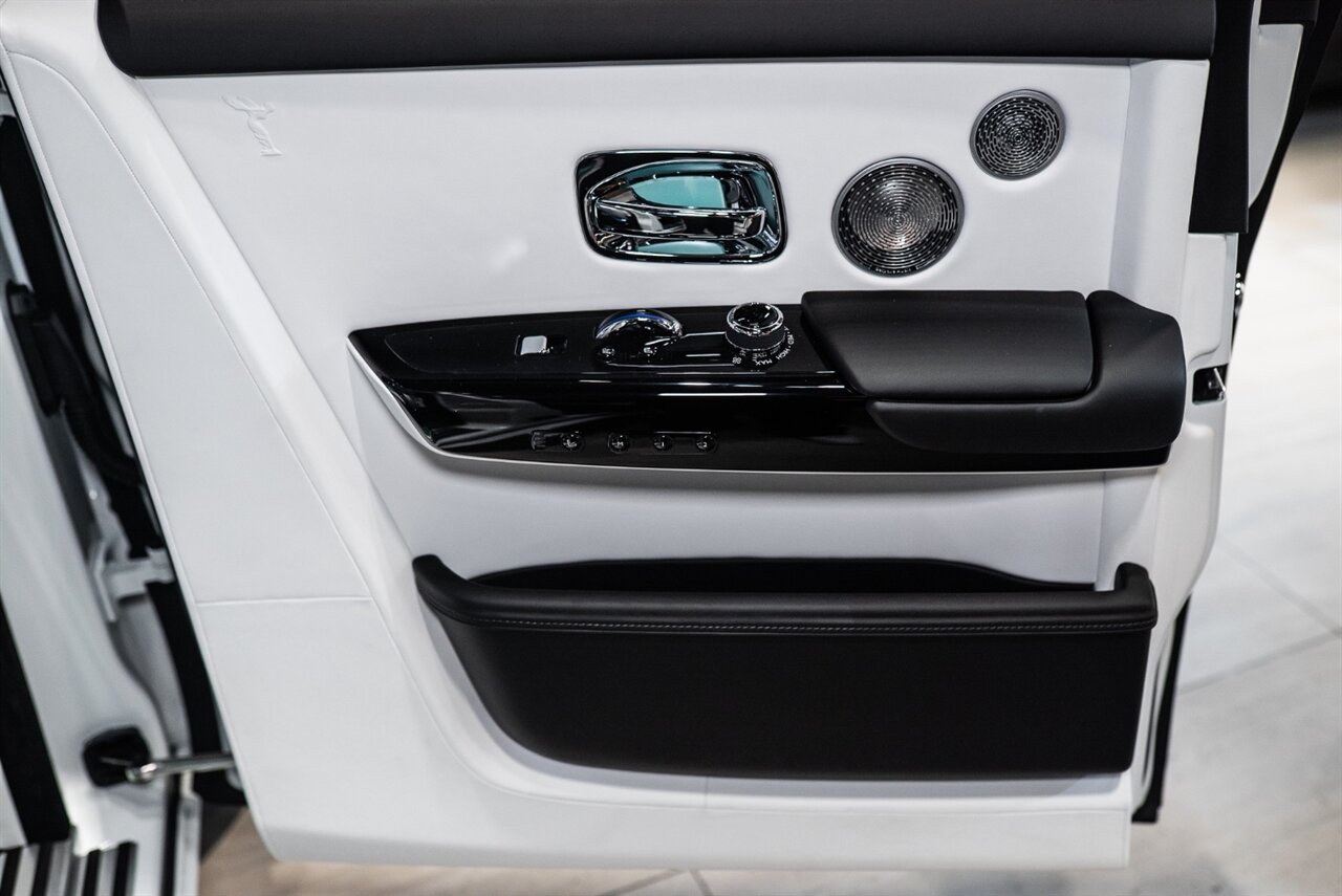 2025 Rolls-Royce Phantom - Photo 19 - Beverly Hills, CA 90212