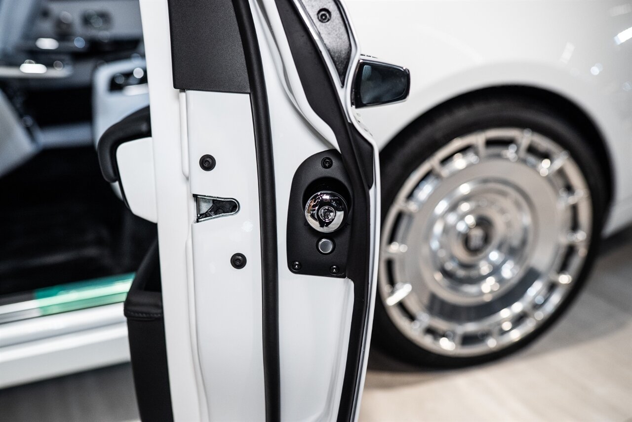 2025 Rolls-Royce Phantom - Photo 20 - Beverly Hills, CA 90212