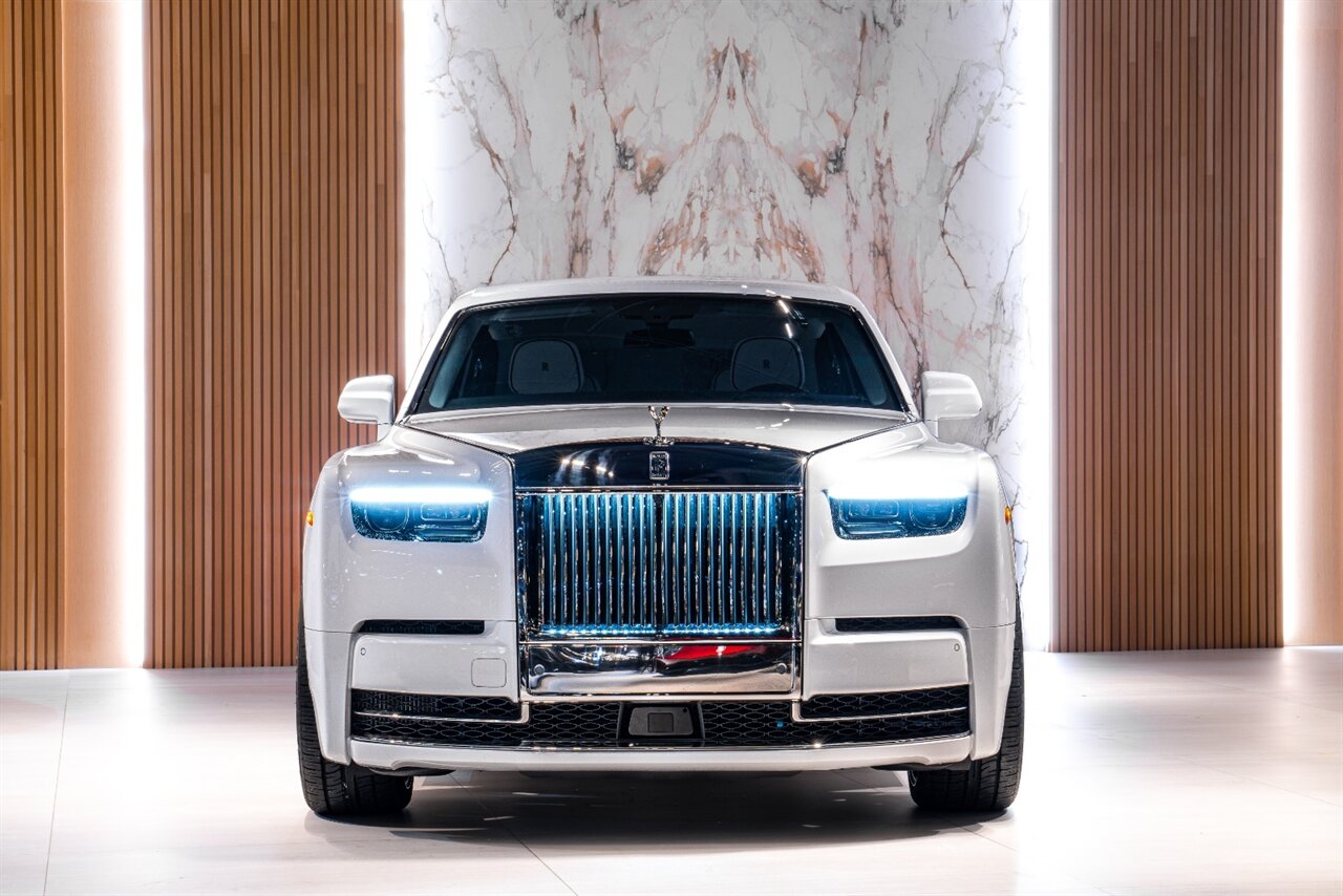 2025 Rolls-Royce Phantom - Photo 3 - Beverly Hills, CA 90212