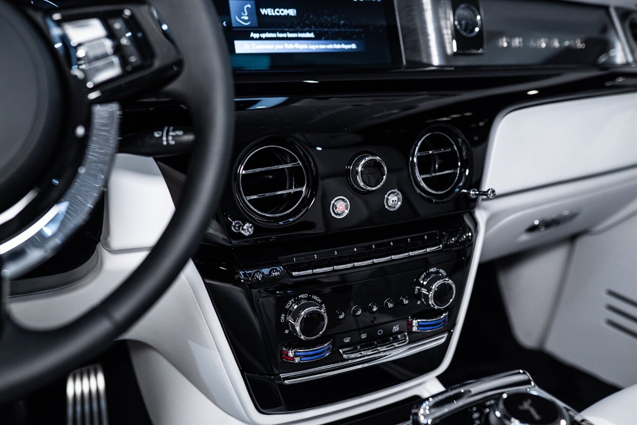 2025 Rolls-Royce Phantom - Photo 14 - Beverly Hills, CA 90212