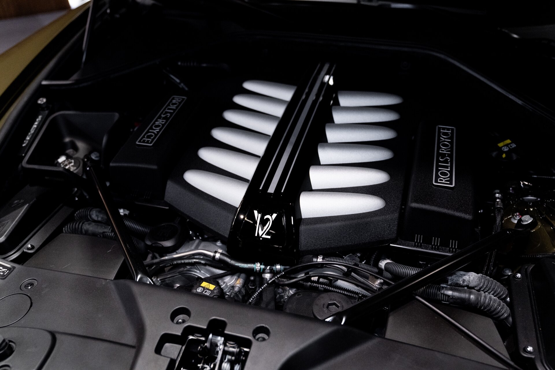2021 Rolls-Royce Dawn - Photo 34