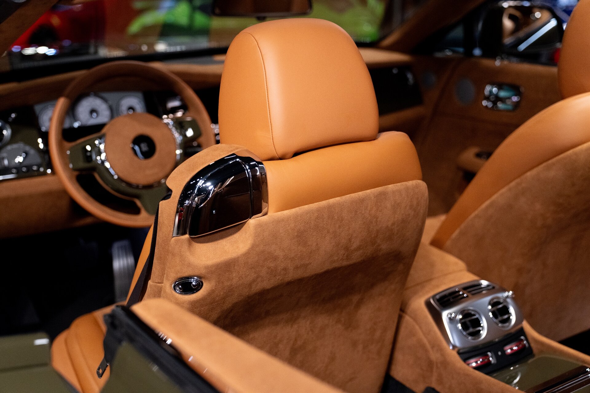 2021 Rolls-Royce Dawn - Photo 20