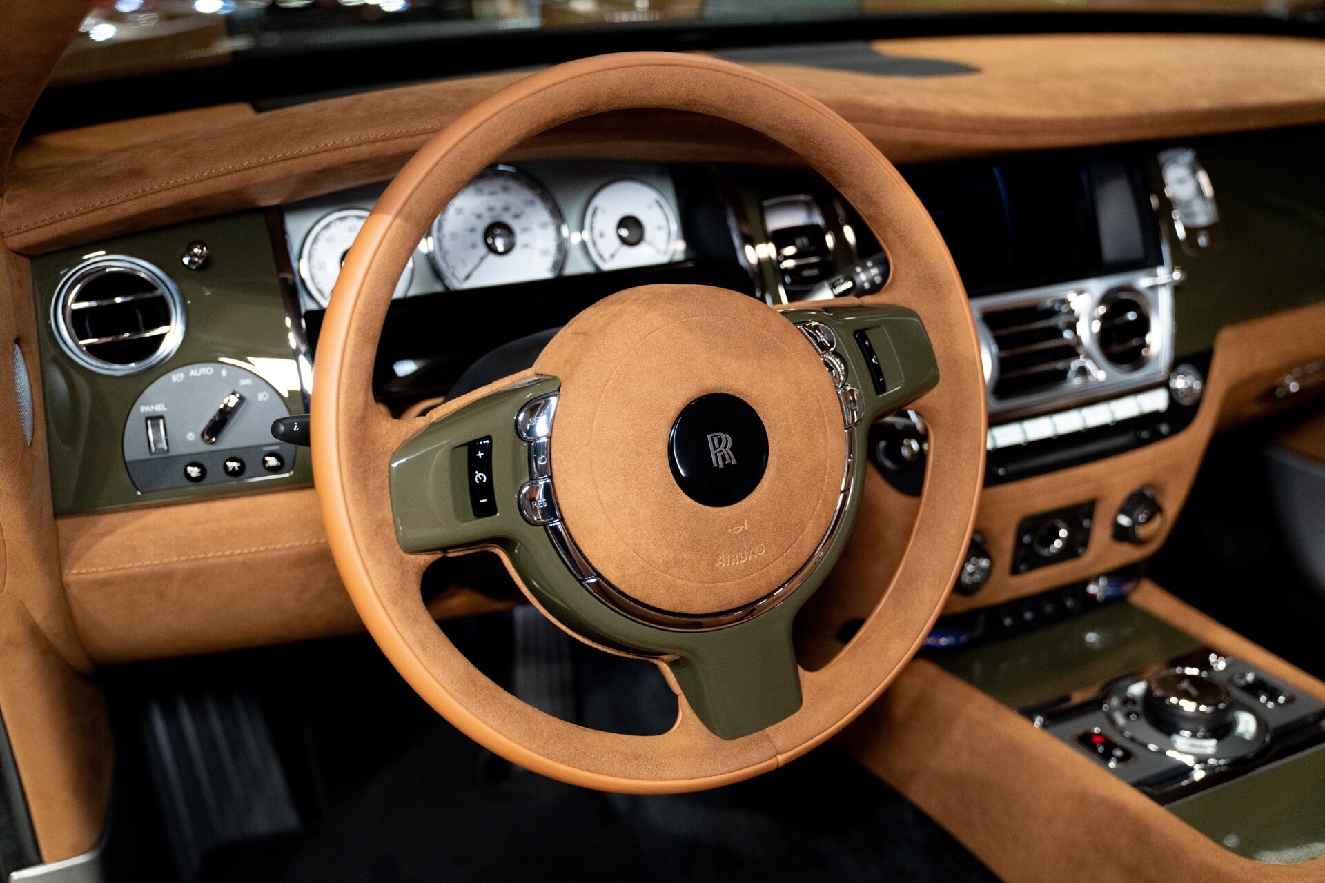 2021 Rolls-Royce Dawn - Photo 15