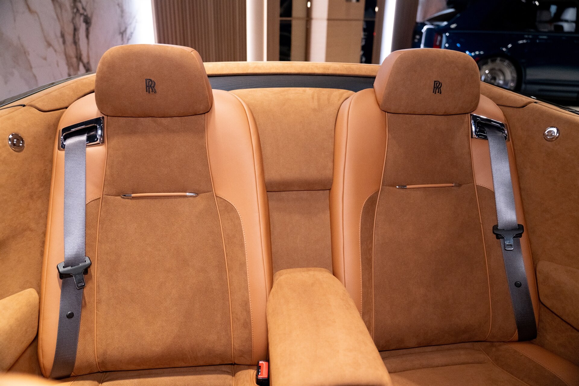 2021 Rolls-Royce Dawn - Photo 22