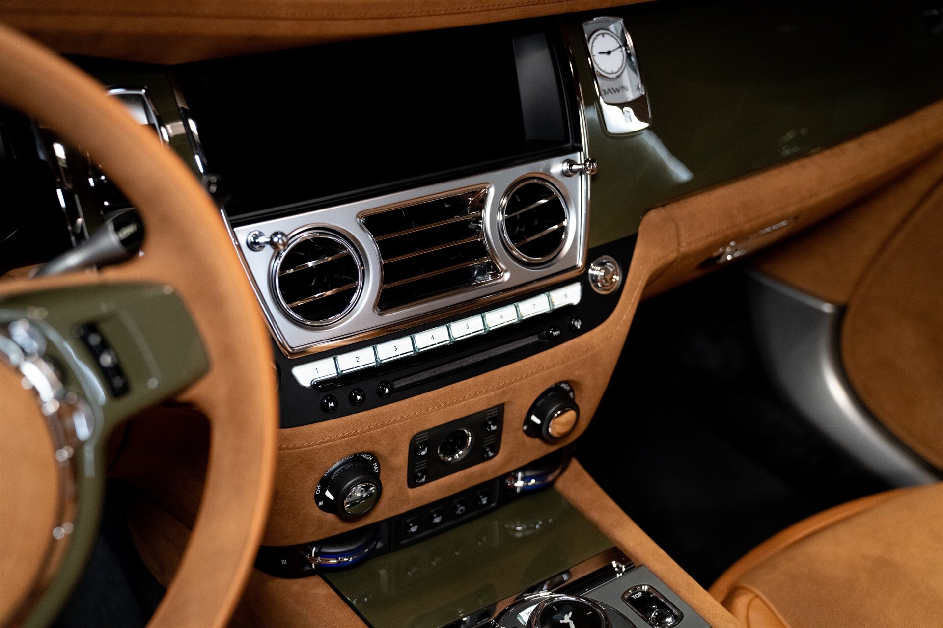 2021 Rolls-Royce Dawn - Photo 17