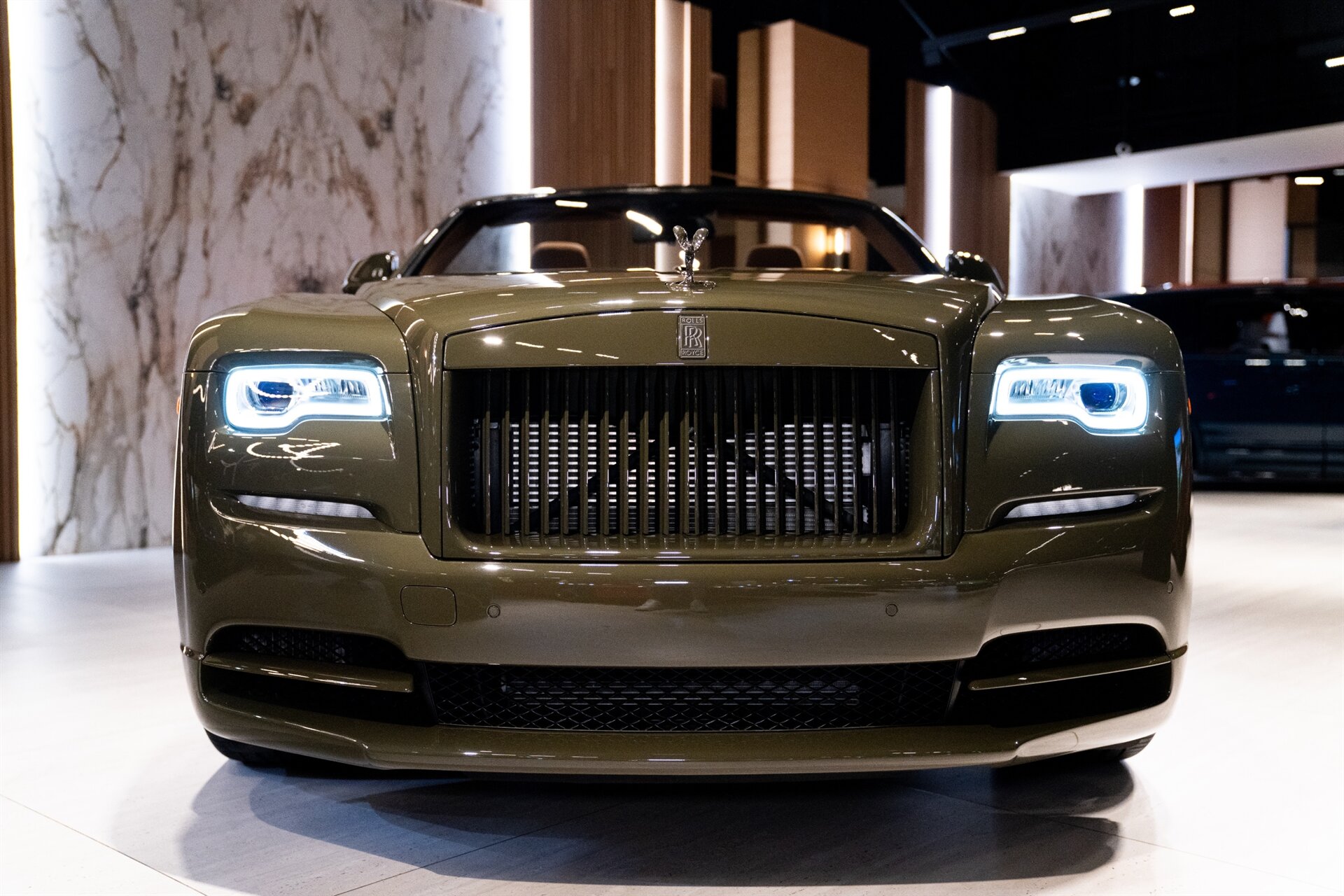 2021 Rolls-Royce Dawn - Photo 28