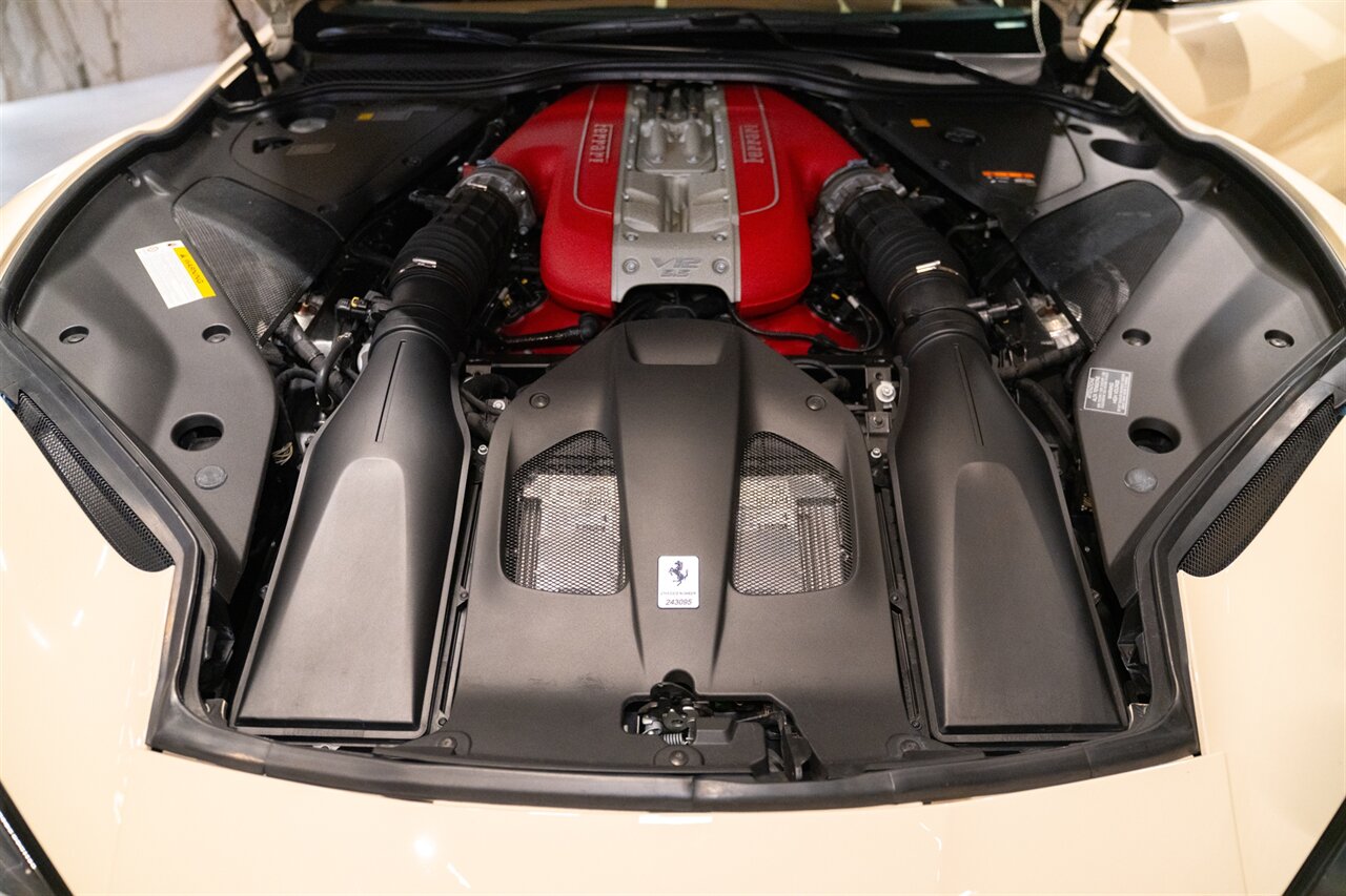 2019 Ferrari 812 Superfast - Photo 34 - Beverly Hills, CA 90212